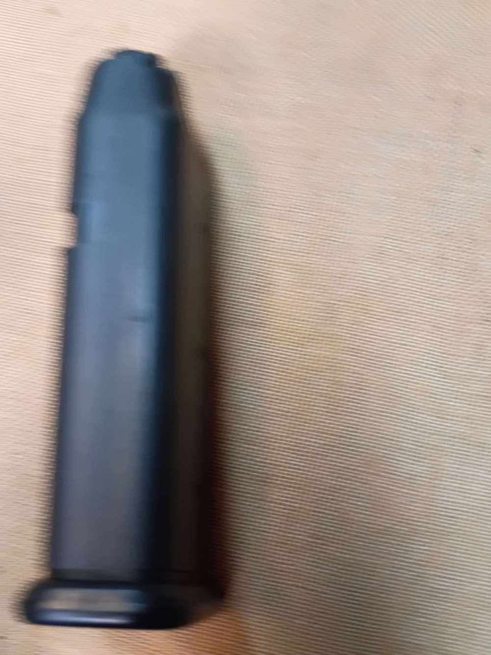 Preban OEM factory Glock 19 magazine 15rd 9mm pre ban MA OK-img-3
