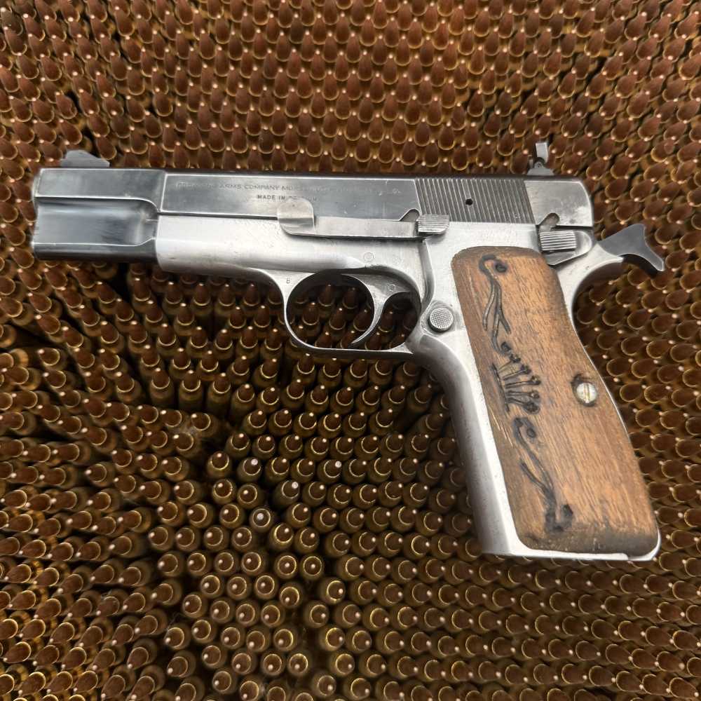 Browning Arms Company Hi Power Made In Belgium 9mm Layaway 1977-img-2