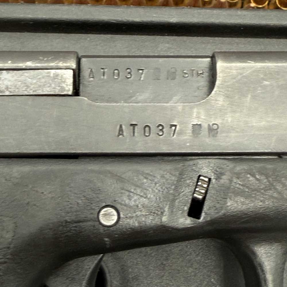 Glock 17 First Generation AT Prefix Bullet Box Tupperware Layaway 1986 Rare-img-13