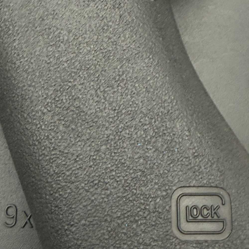 Glock 17 First Generation AT Prefix Bullet Box Tupperware Layaway 1986 Rare-img-9