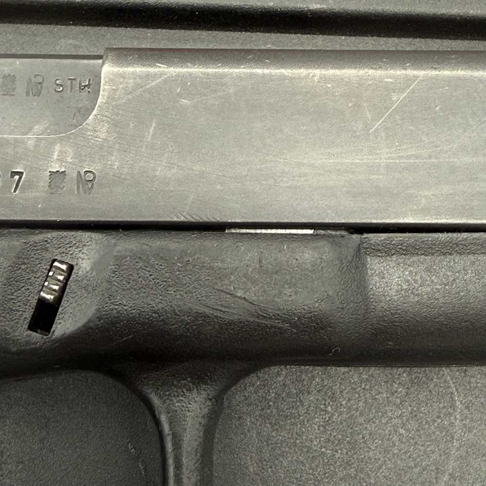 Glock 17 First Generation AT Prefix Bullet Box Tupperware Layaway 1986 Rare-img-12