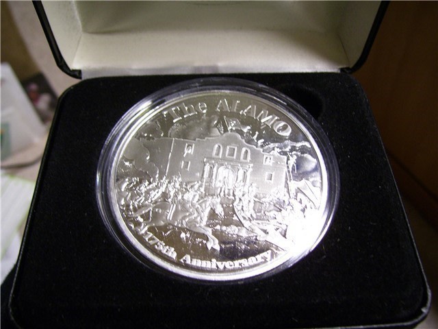 John Wayne The Alamo Medal-img-1
