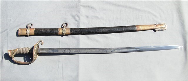 USN CIVIL WAR OFFICERS PRESENTATION SWORD w/PAPERS-img-0