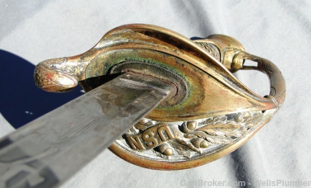 USN CIVIL WAR OFFICERS PRESENTATION SWORD w/PAPERS-img-15