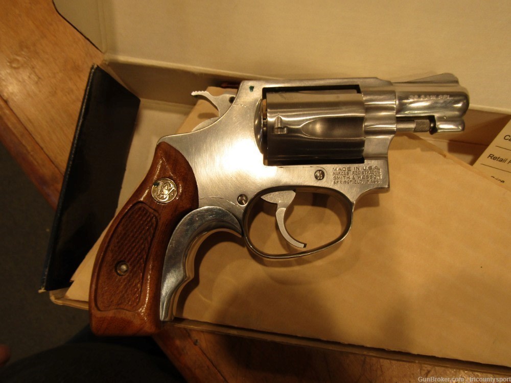 USED Smith & Wesson 60 38 Special 2in Stainless Revolver - 5 Rounds -img-3