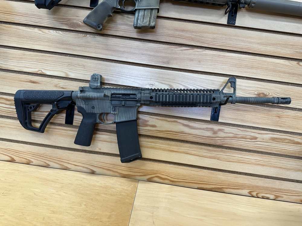 Daniel Defense DDM4 V3 16" 5.56 -img-1