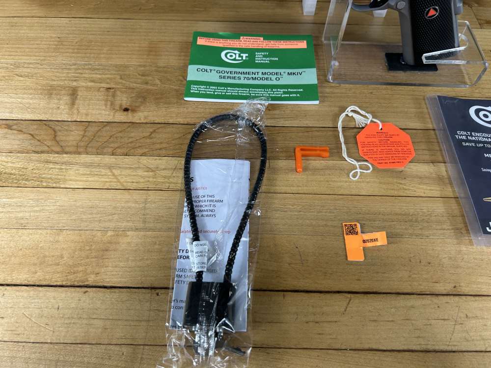 Colt Delta Elite 10MM 1911 Pistol 5" Barrel Stainless Like New in Box VGC -img-2