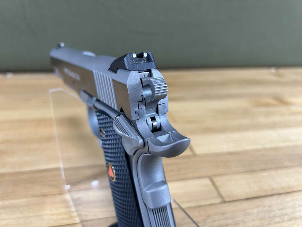 Colt Delta Elite 10MM 1911 Pistol 5" Barrel Stainless Like New in Box VGC -img-9