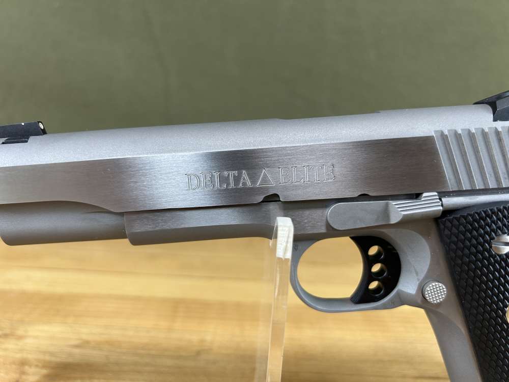 Colt Delta Elite 10MM 1911 Pistol 5" Barrel Stainless Like New in Box VGC -img-5