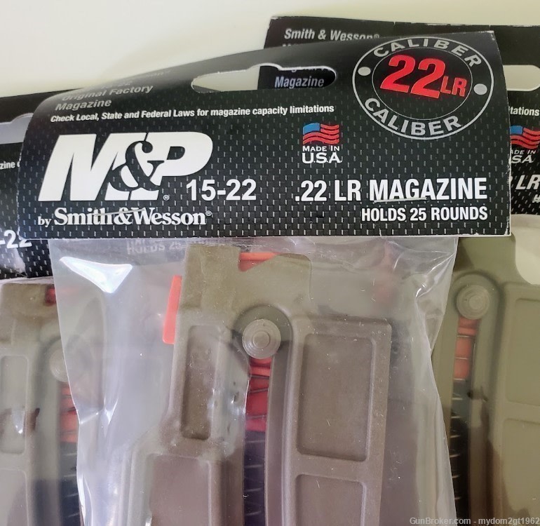 3 x Smith & Weston M&P 15-22 .22LR 25 Round FDE (Flat Dark Earth) Magazines-img-1
