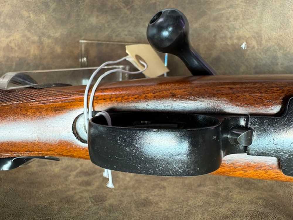 Winchester Model 70 Pre-64 Featherweight 30-06-img-24