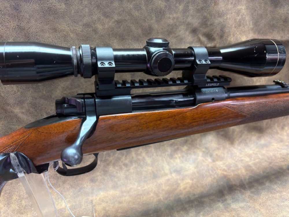 Winchester Model 70 Pre-64 Featherweight 30-06-img-0