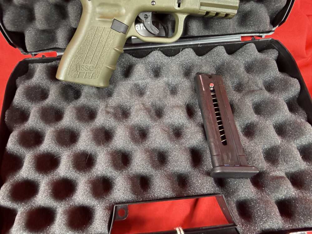 ISSC M22 .22 LR Semi-Automatic Pistol – OD Green – Threaded Barrel -img-2