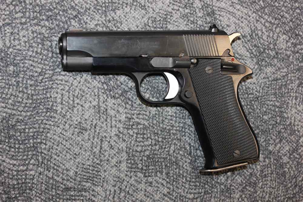 Made in Spain Star Firearms BKM 9mm pistol w/Box, papers! Free Shipping!-img-2