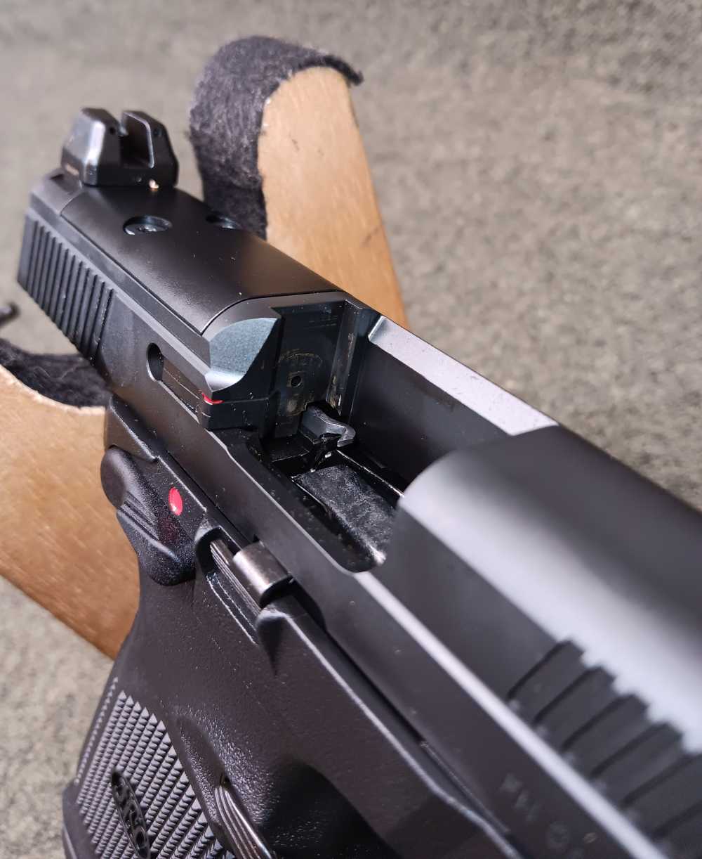 FN FX-45 TACTICAL -img-4