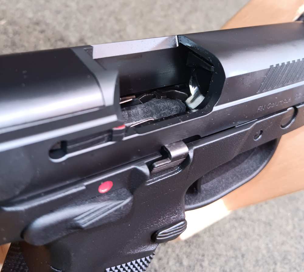 FN FX-45 TACTICAL -img-5