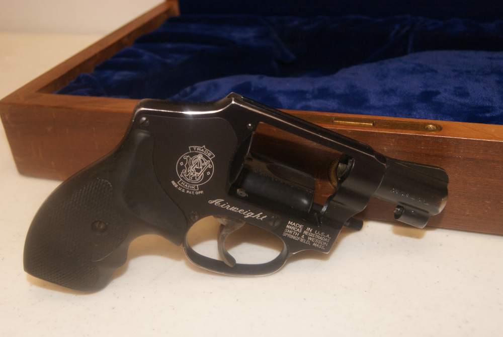 SMITH & WESSON 38 S.W SPECIAL REVOLVER AIRWEIGHT-img-7