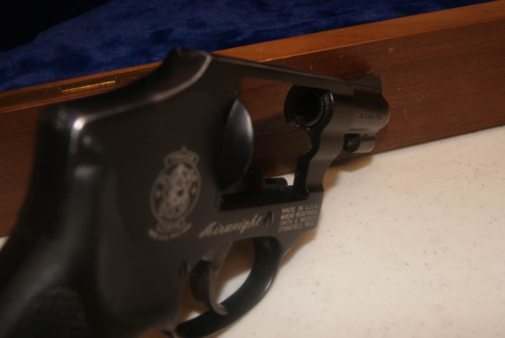 SMITH & WESSON 38 S.W SPECIAL REVOLVER AIRWEIGHT-img-8