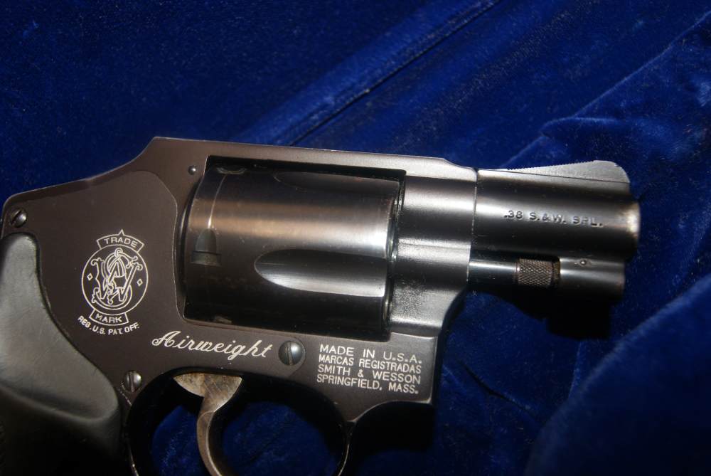 SMITH & WESSON 38 S.W SPECIAL REVOLVER AIRWEIGHT-img-2