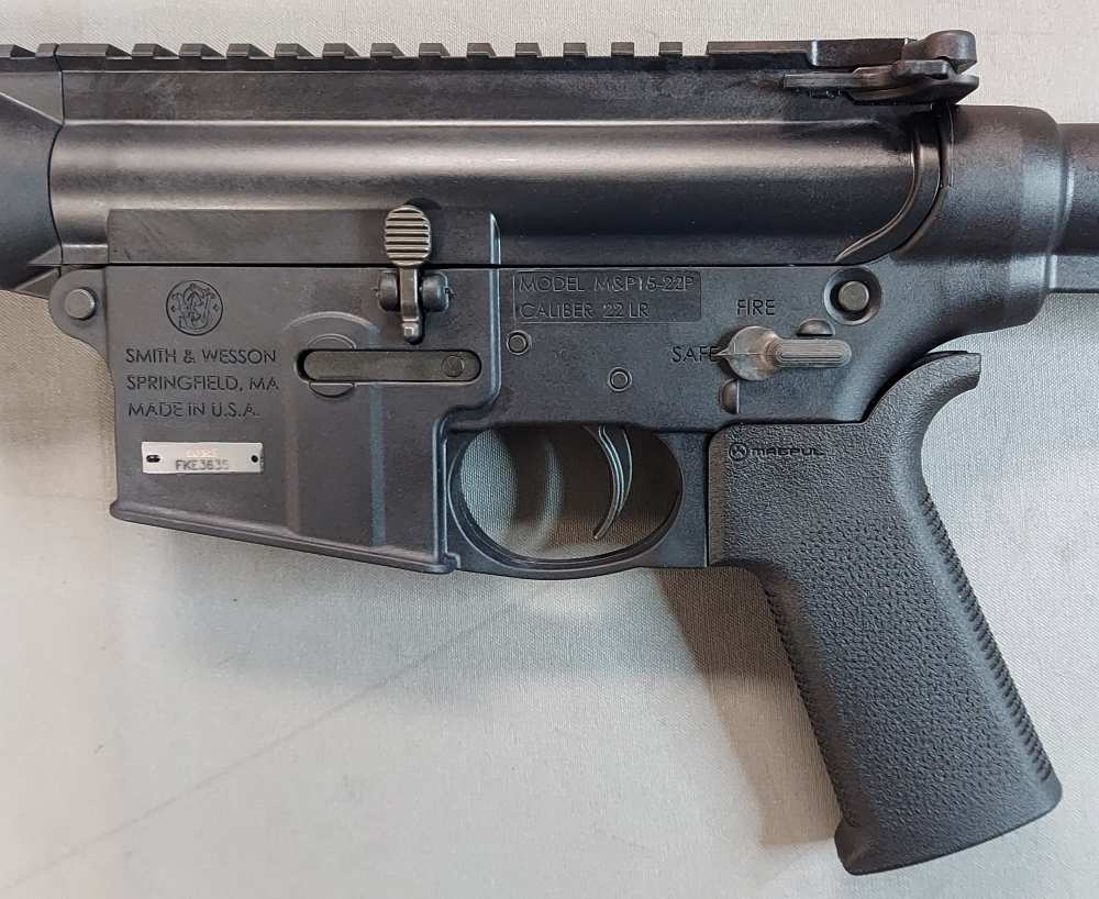 Smith & Wesson M&P 15-22 Semi-Auto Pistol 22 LR 8" Barrel 25 Rounds 13321-img-3