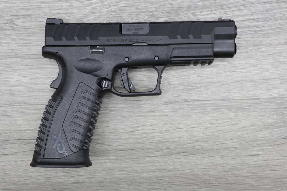 Springfield XD-M Elite 9mm 4.5" Full Size Pistol - Excellent - 2 Mags-img-1