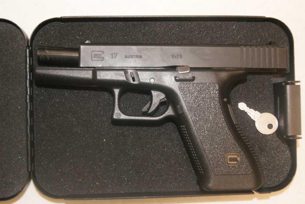 GLOCK G17 9X19 PISTOL-img-2