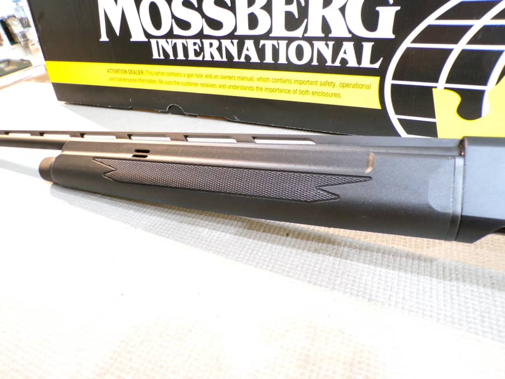 Mossberg SA Full Size 410 Gauge Semi-Auto  3" Chamber  26" Barrel 75796 -img-16