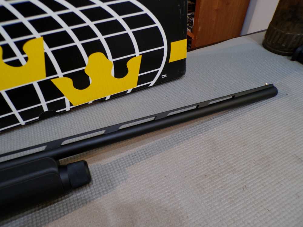 Mossberg SA Full Size 410 Gauge Semi-Auto  3" Chamber  26" Barrel 75796 -img-5