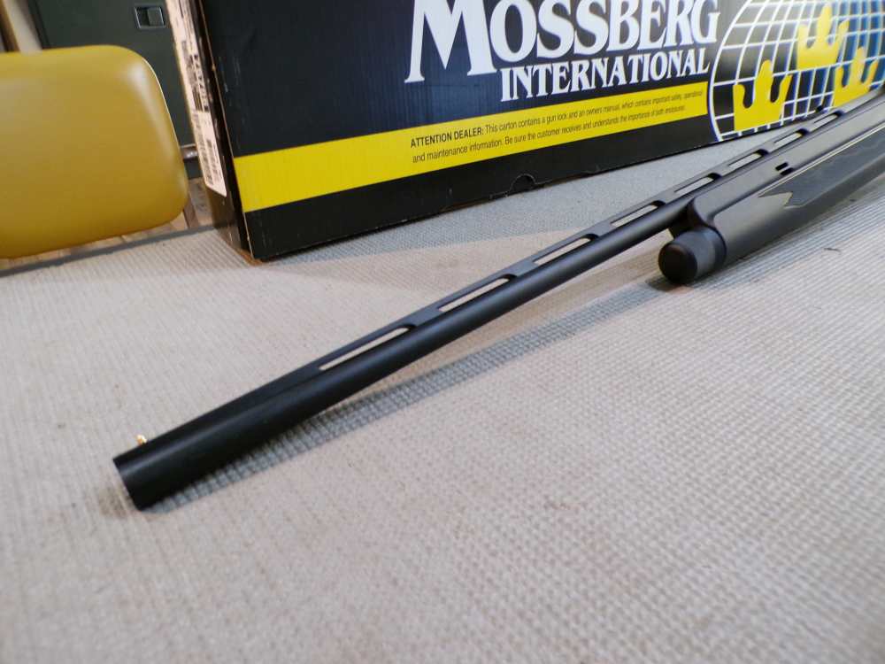 Mossberg SA Full Size 410 Gauge Semi-Auto  3" Chamber  26" Barrel 75796 -img-17