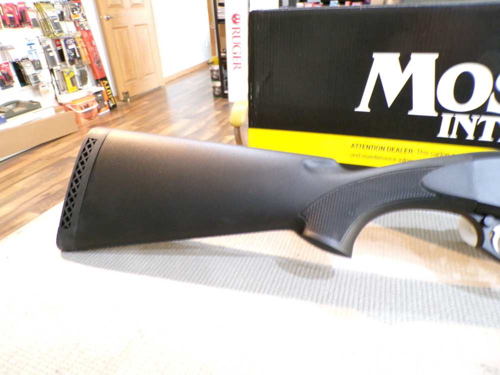Mossberg SA Full Size 410 Gauge Semi-Auto  3" Chamber  26" Barrel 75796 -img-2