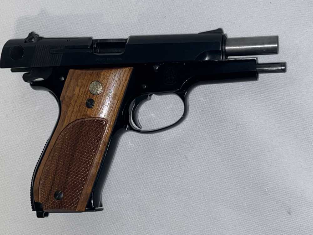 Extremely Rare .30Luger S&W Mod 39-2 Pistol, Adj Sight, only 500 made, 99% -img-4