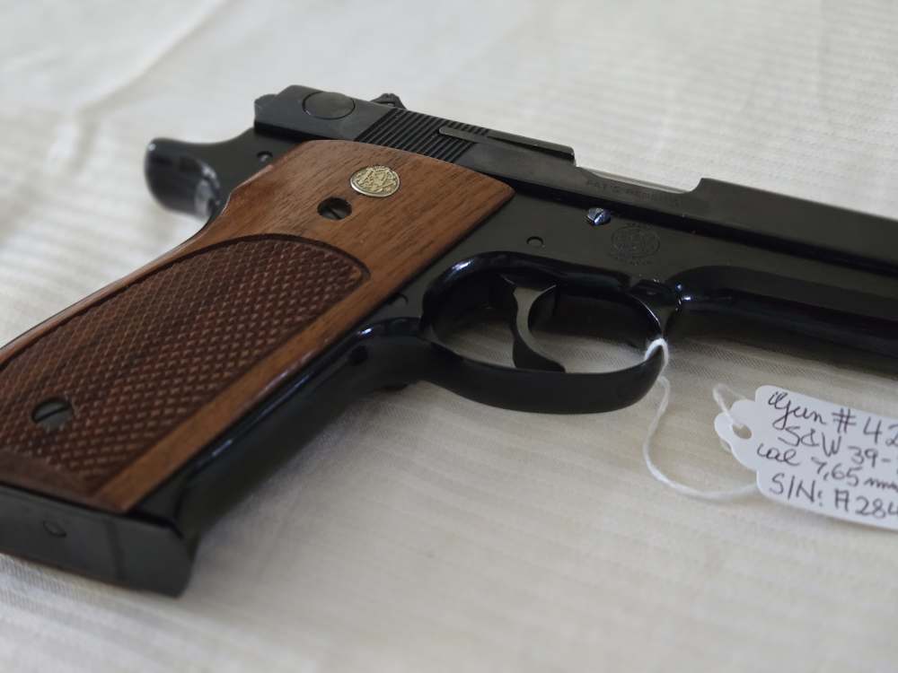 Extremely Rare .30Luger S&W Mod 39-2 Pistol, Adj Sight, only 500 made, 99% -img-15