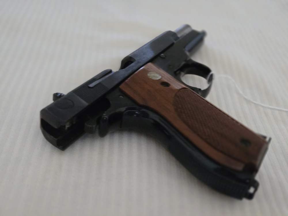 Extremely Rare .30Luger S&W Mod 39-2 Pistol, Adj Sight, only 500 made, 99% -img-9