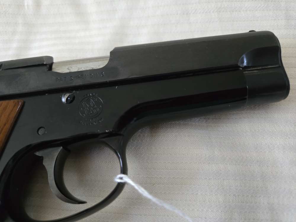 Extremely Rare .30Luger S&W Mod 39-2 Pistol, Adj Sight, only 500 made, 99% -img-18