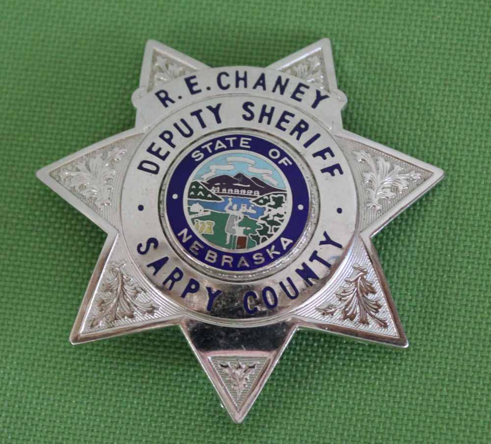 Vintage Obsolete Sarpy County Nebraska Deputy Sheriff Badge w/ Name  J60-img-0