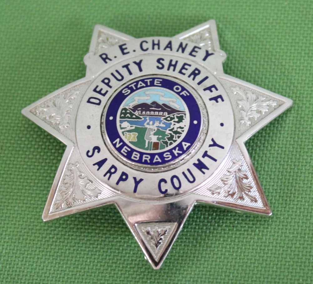 Vintage Obsolete Sarpy County Nebraska Deputy Sheriff Badge w/ Name  J60-img-2