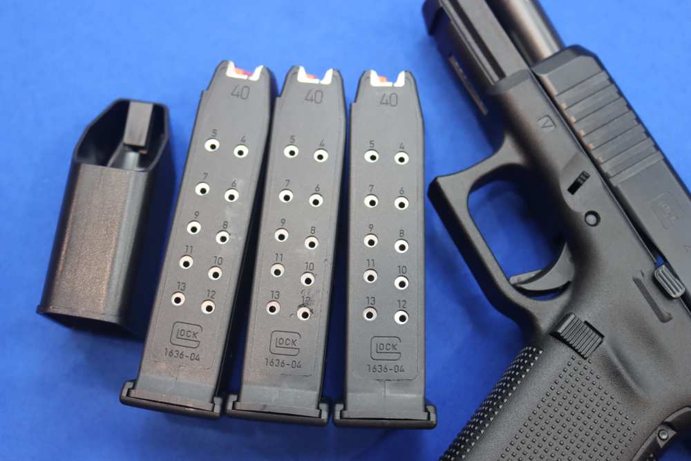 Glock Model G23 V Pistol 40S&W 4" G23V Semi Auto 13RD 23V NEW 40 S&W 3-MAGS-img-20
