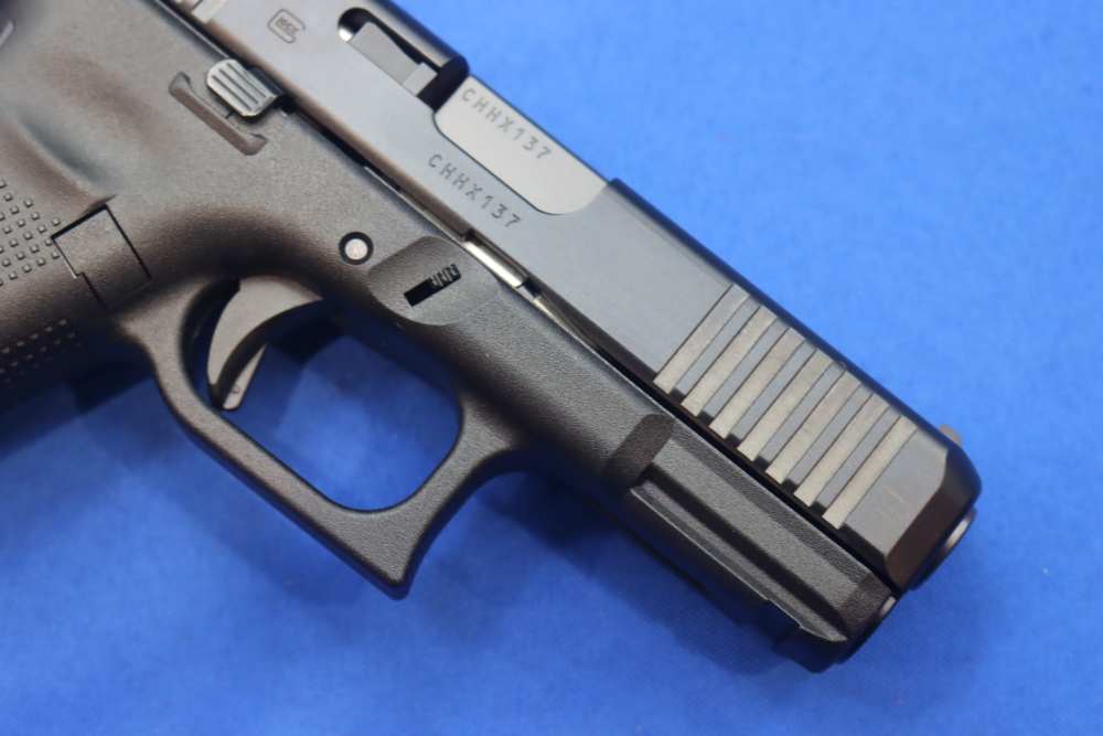 Glock Model G23 V Pistol 40S&W 4" G23V Semi Auto 13RD 23V NEW 40 S&W 3-MAGS-img-8