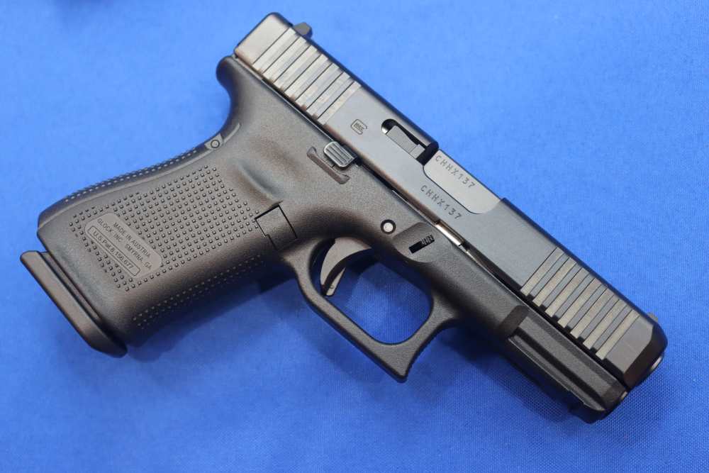 Glock Model G23 V Pistol 40S&W 4" G23V Semi Auto 13RD 23V NEW 40 S&W 3-MAGS-img-7