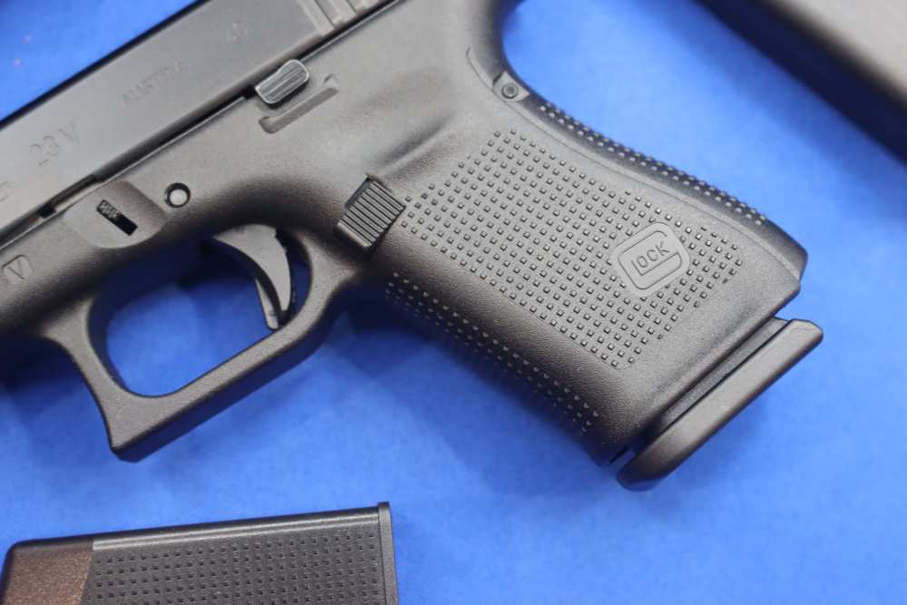 Glock Model G23 V Pistol 40S&W 4" G23V Semi Auto 13RD 23V NEW 40 S&W 3-MAGS-img-6