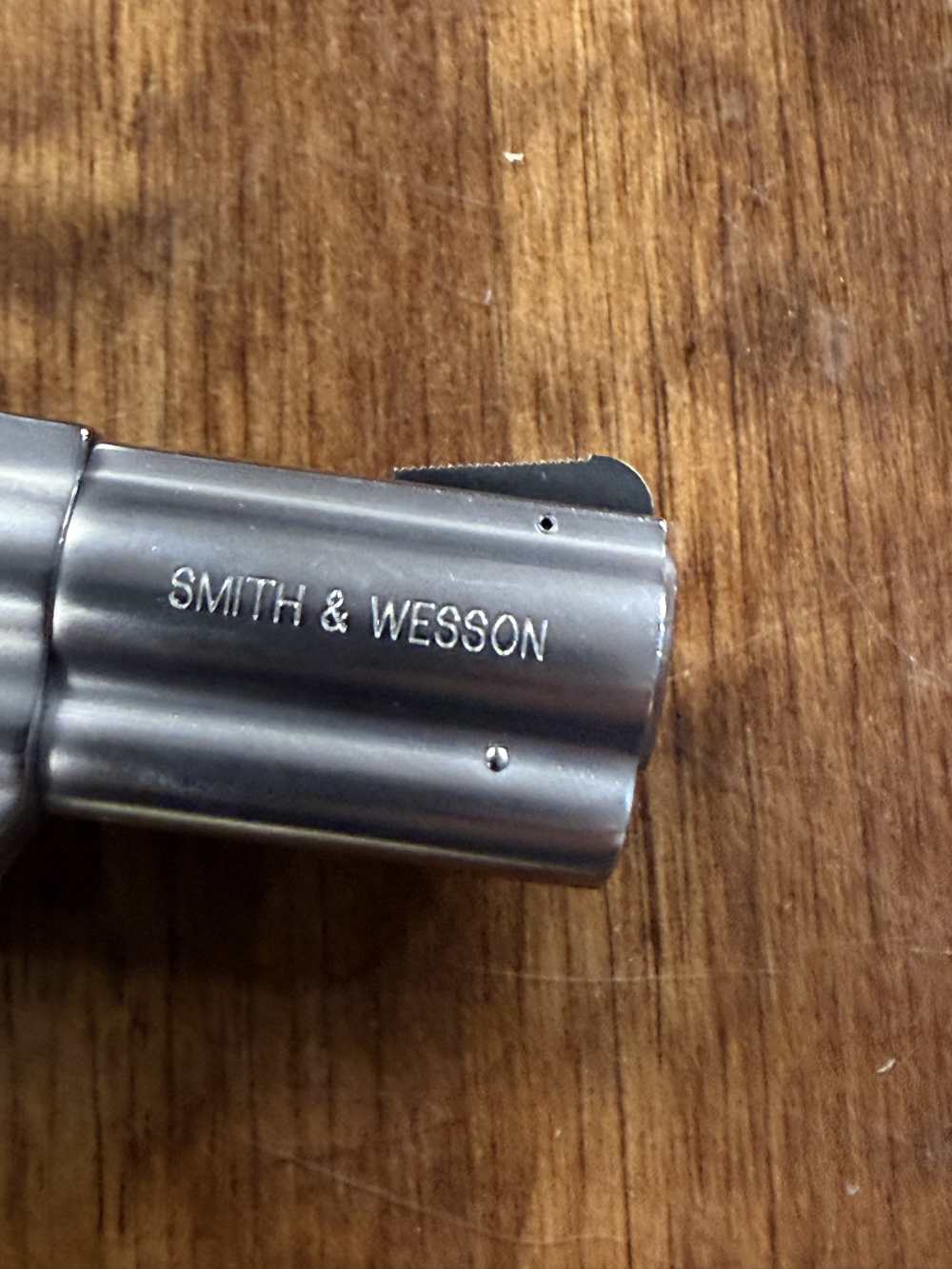 Preowned Smith & Wesson 60 LS Ladysmith Stainless Steel revolver wood grips-img-9