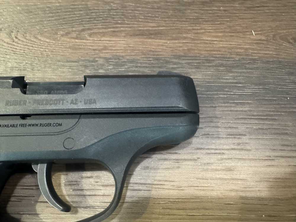 Ruger LC380 .380 ACP Semi Auto Pistol-img-5