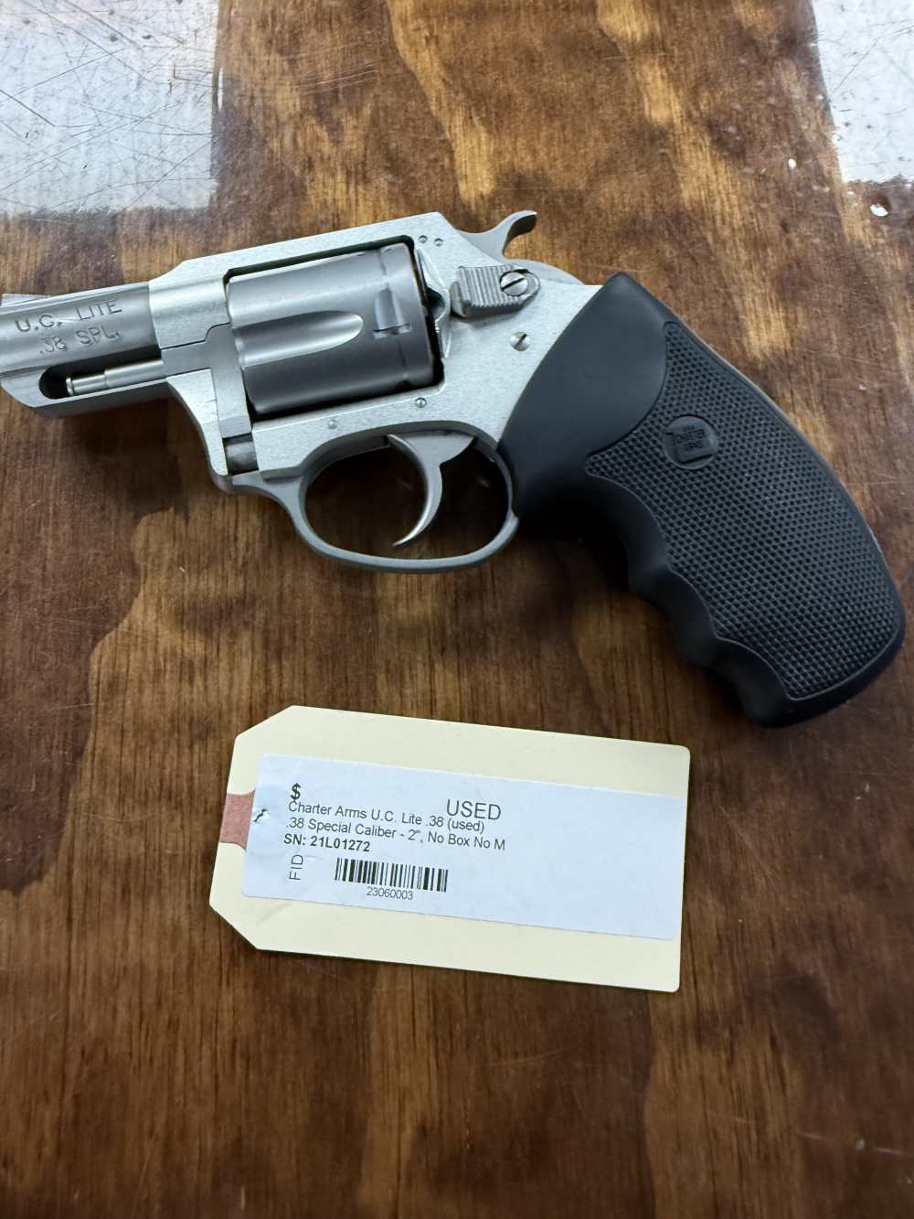 Preowned Charter Arms Undercover Lite in .38 special -img-1