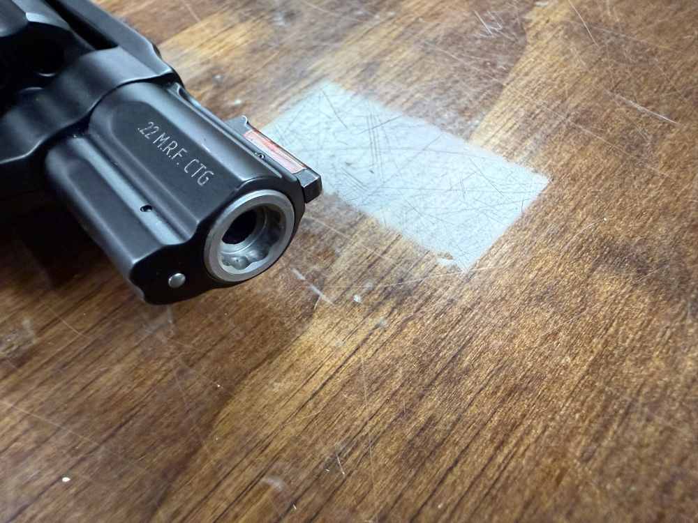 Preowned Excellent Smith & Wesson 351pd revolver in .22 Mag -img-12