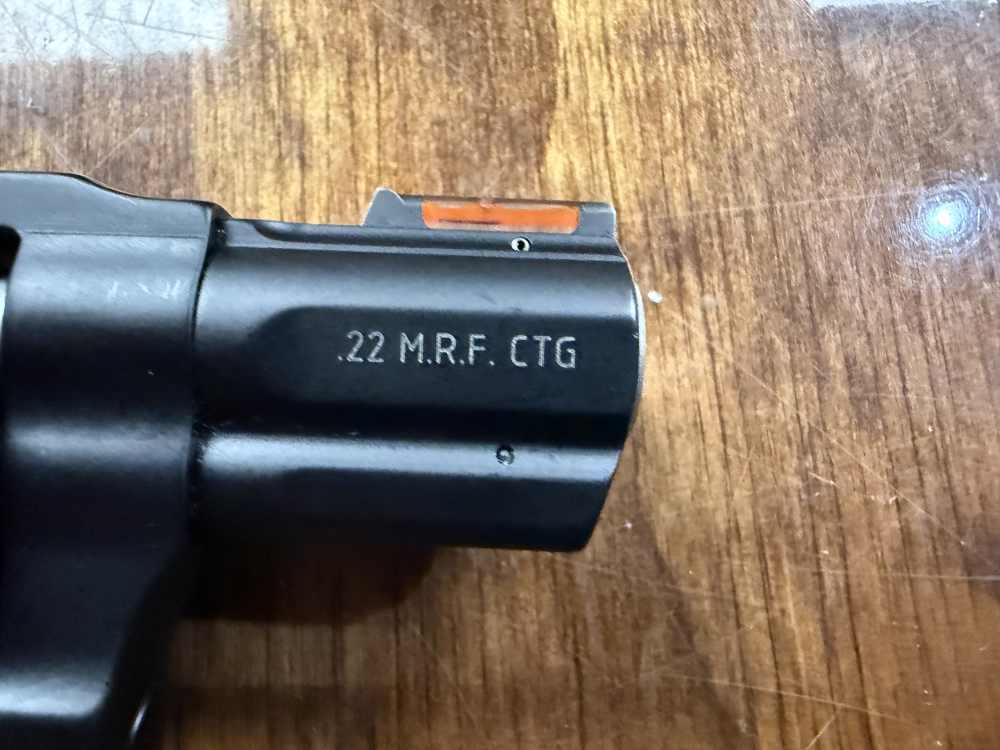 Preowned Excellent Smith & Wesson 351pd revolver in .22 Mag -img-10