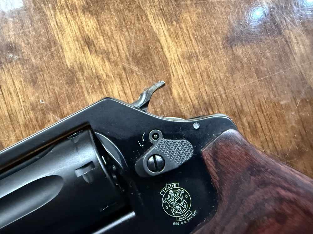Preowned Excellent Smith & Wesson 351pd revolver in .22 Mag -img-4