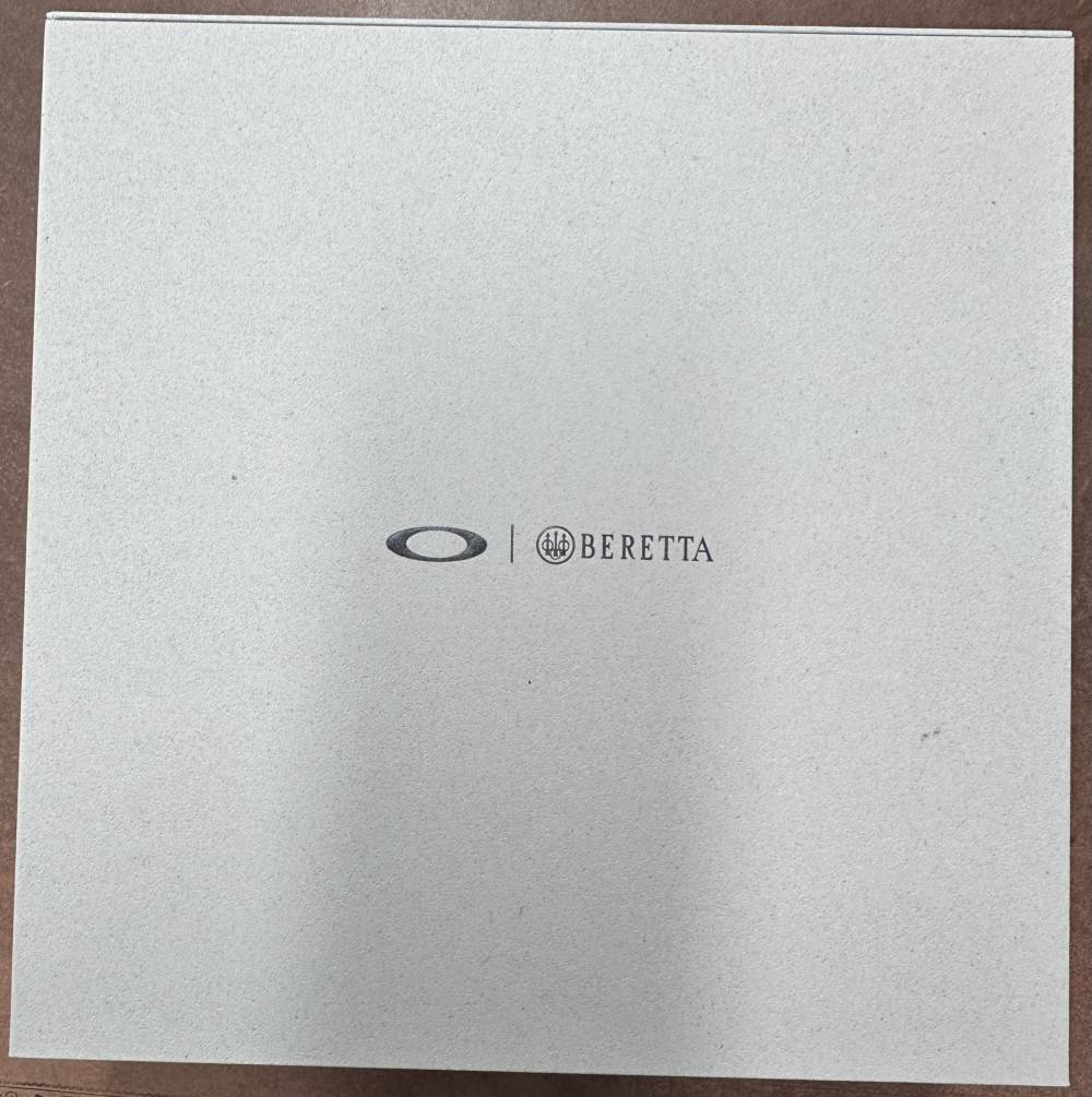 Beretta Oakley 500 Year Glasses-img-4