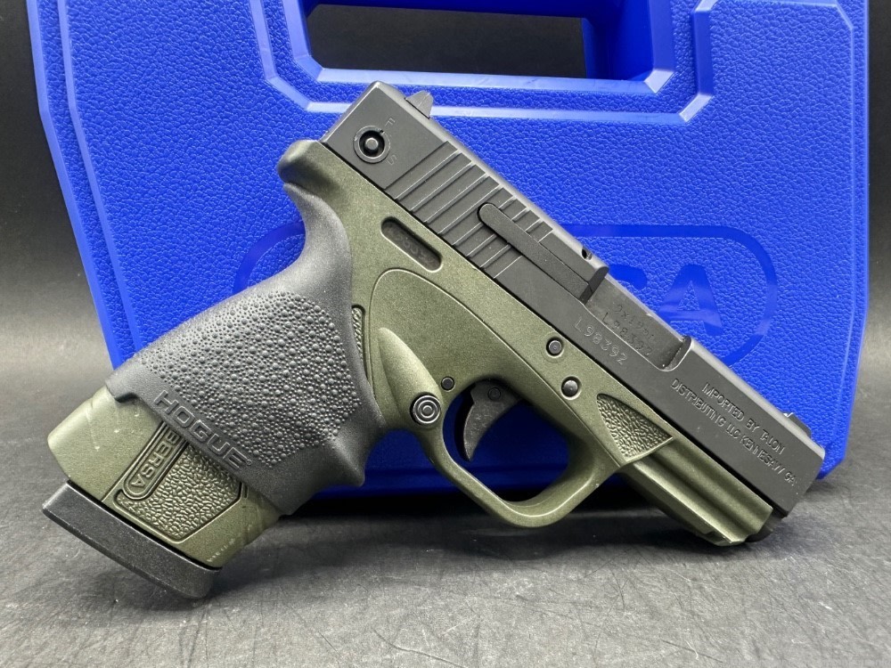 BERSA BP9CC BP 9CC 9MM BP9 LIKE NEW -img-0