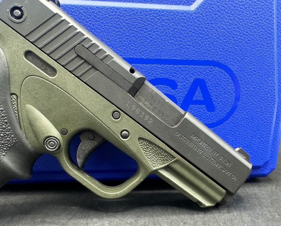 BERSA BP9CC BP 9CC 9MM BP9 LIKE NEW -img-2