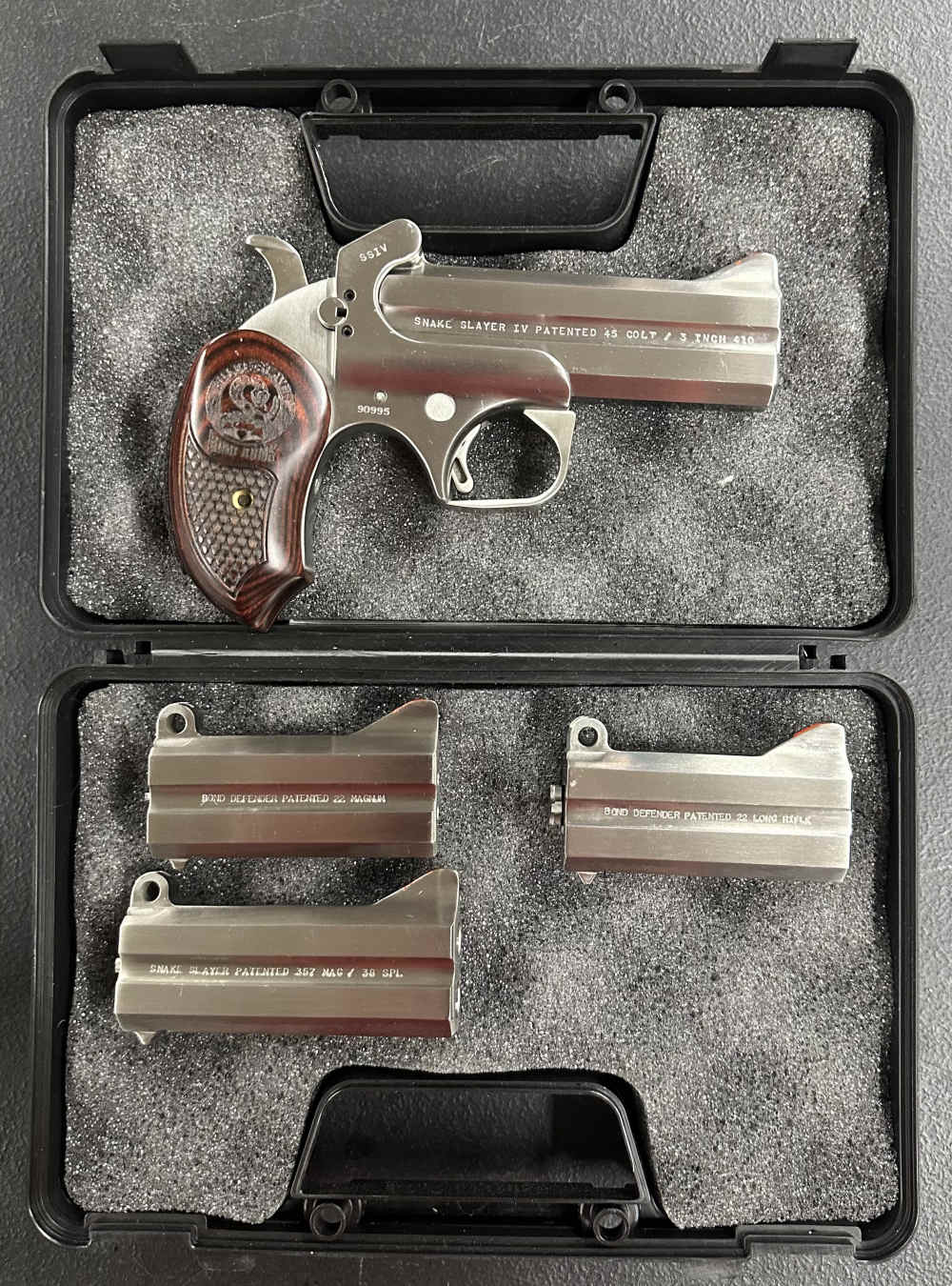 Bond Arms Snake Slayer NIB with extra barrels-img-0